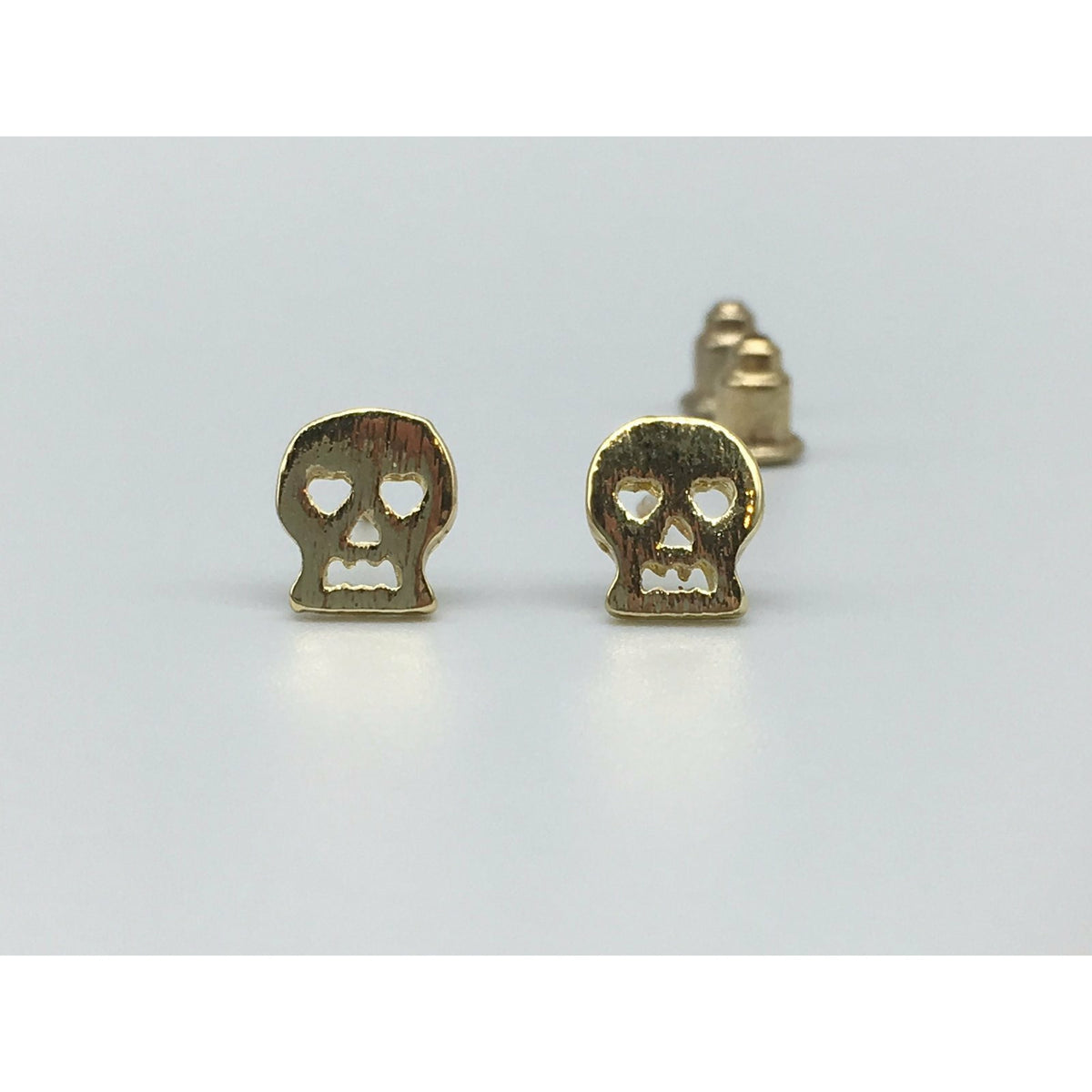 Tween to Teen Earrings Gold Brushed Metal Skull Stud Earrings 0720252999937 tween and teen
