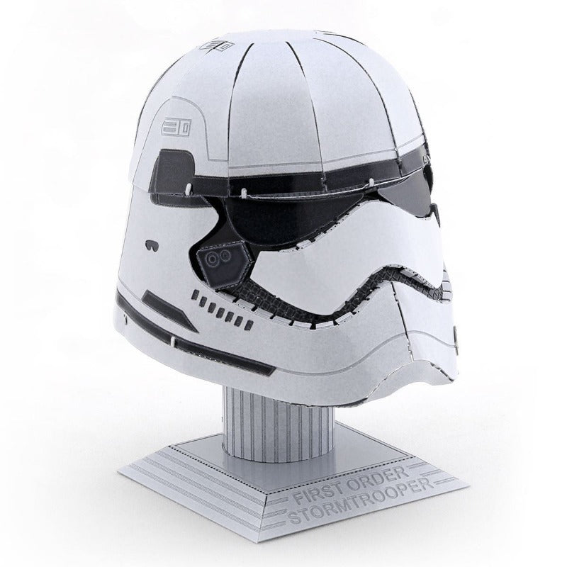 Light Gray Metal Earth Star Wars Stormtrooper Helmet Metal Earth