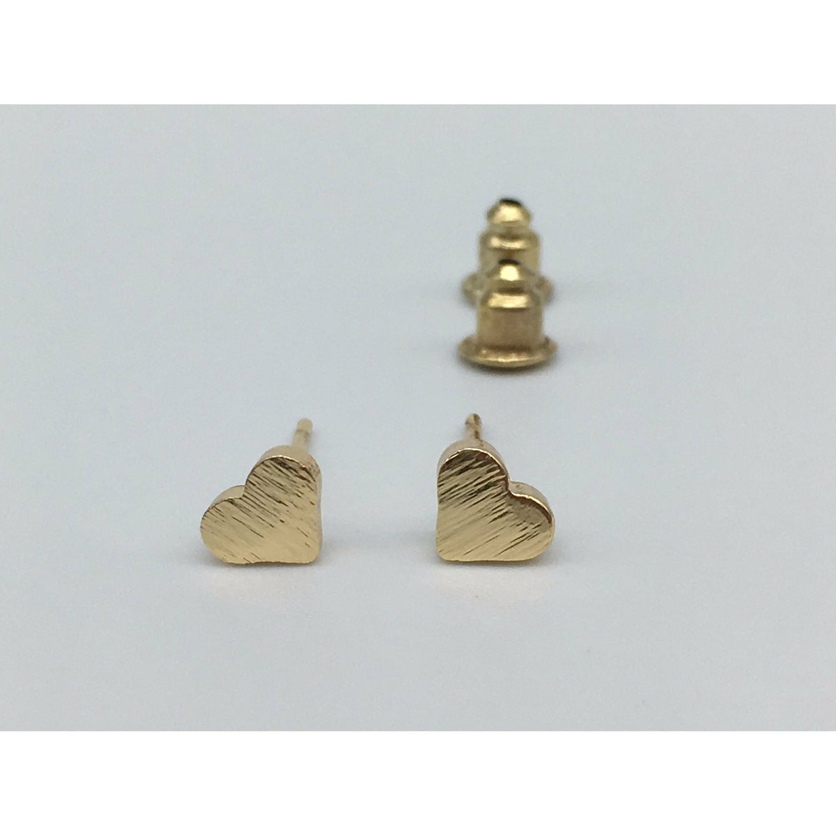 Tween to Teen Earrings Gold Brushed Metal Tiny Heart Stud Earrings 0720252999906 tween and teen
